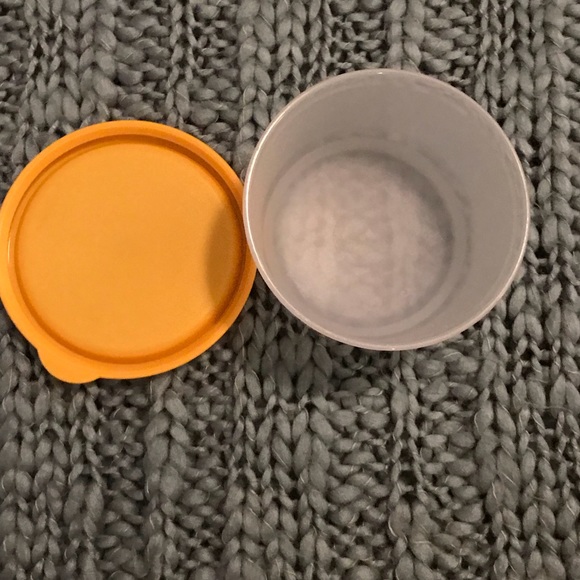 Tupperware 4oz snack cups with orange lid - Picture 2 of 3